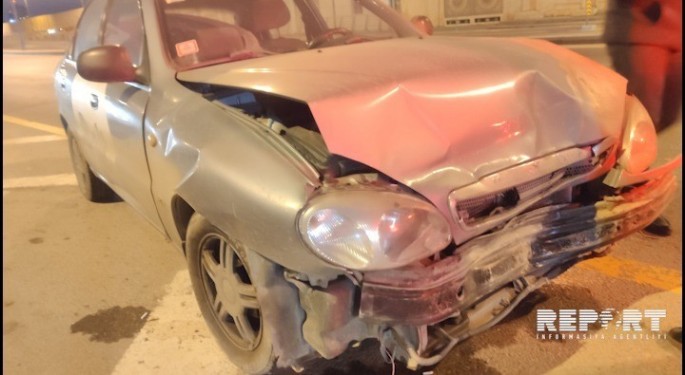 Bakıda yola çıxan inək qəzaya səbəb oldu, xəsarət alan var