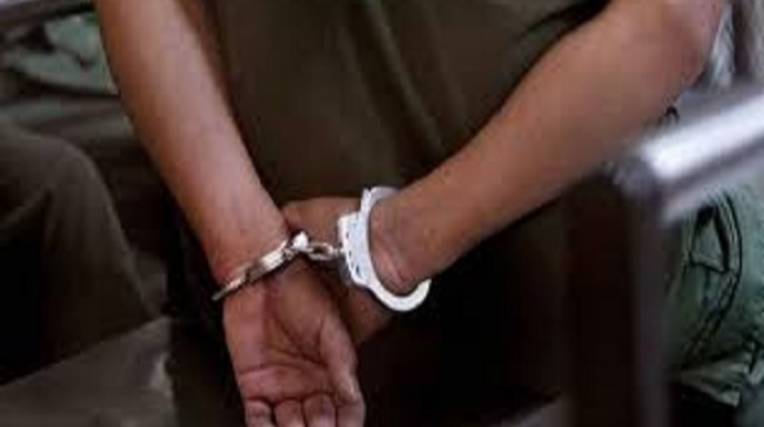 Narkotik istifadə edən iki sürücü həbs edildi; vəsiqələri yox imiş - FOTO 