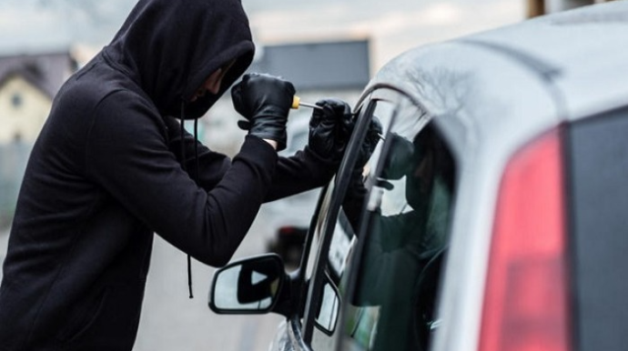 Xaçmazda yeniyetmələr avtomobil qaçırdılar 