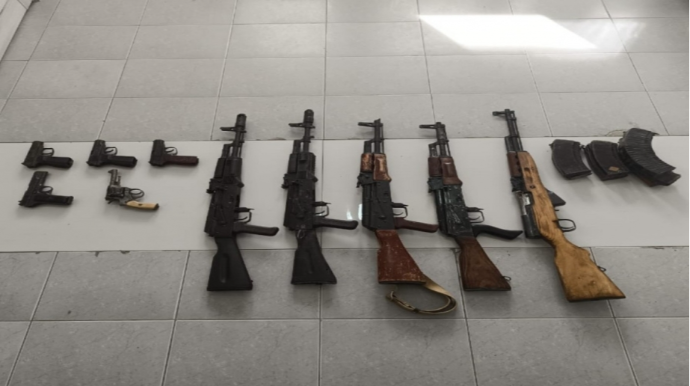 Qanunsuz saxlanılan silahlar təhvil götürüldü 