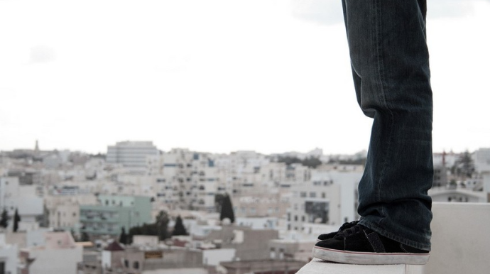 Sabunçuda bir nəfər intihara cəhd edib