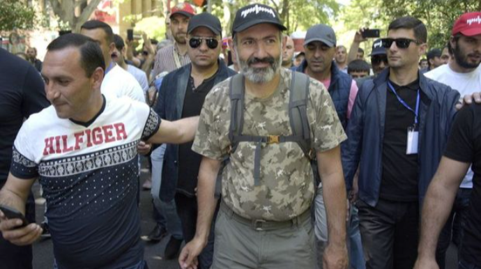 Kamil Səlimov: “Dinc sakinlərə atəş açılması əmrini Paşinyan verib”