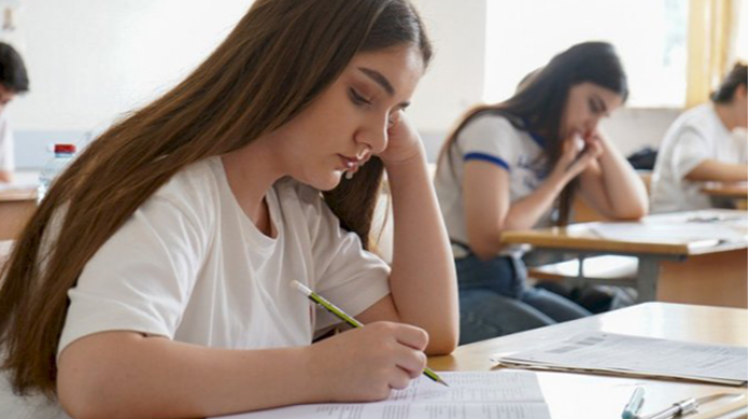 Magistraturaya sənəd qəbulunun müddəti uzadıldı