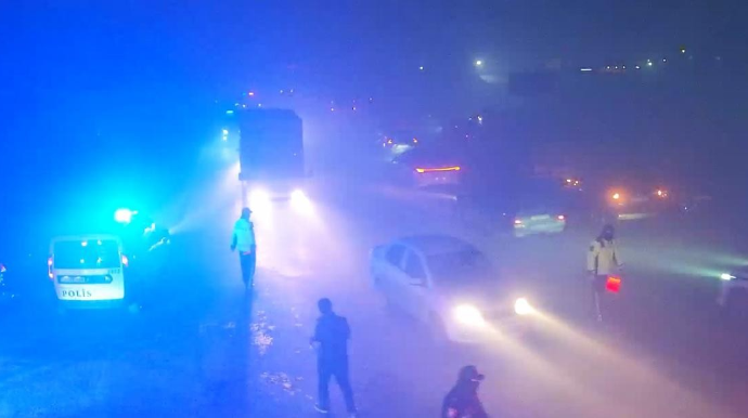 Polis yanğın baş vermiş ərazidə nəzarəti gücləndirdi - Hərəkətdə məhdudiyyət yoxdur - FOTOLAR 