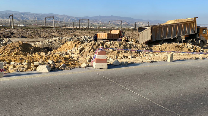 Quba yolunun təmirində YENƏ PROBLEMLƏR var – Bu dəfə GÜNAHKAR kim olacaq?   - FOTO