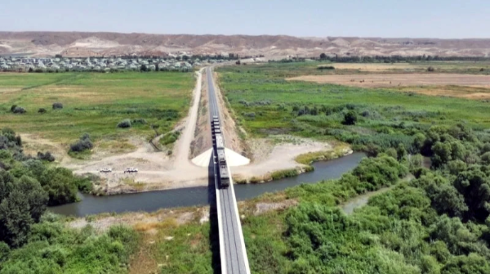 Horadiz-Ağbənd dəmir yolu xəttinin layihələndirilməsinin 85 faizi tamamlanıb - VİDEO 