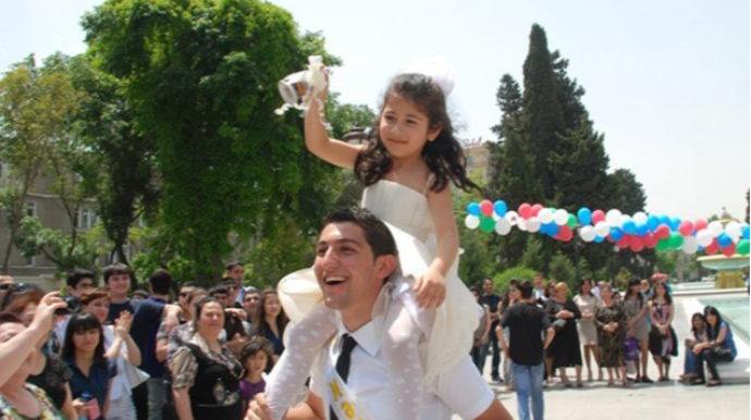 Sabah məktəblərdə “Son zəng” olacaq