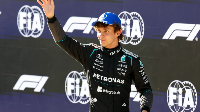 "Mercedes"in gənc ulduzu tarix yazdı 