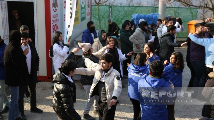 Xankəndi-Laçın yolundakı aksiya iştirakçıları "Yallı" rəqsini oynayıblar  - VİDEO