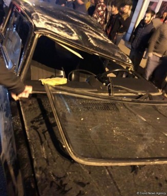 Bakıda qəza: "07" aşdı - VİDEO