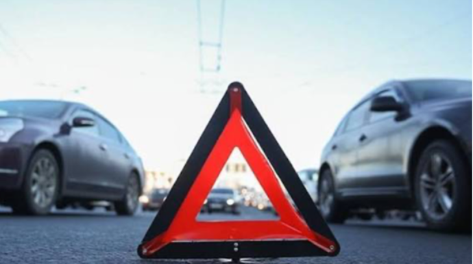 Bərdədə minik avtomobilləri toqquşdu: Üç nəfər ÖLDÜ 