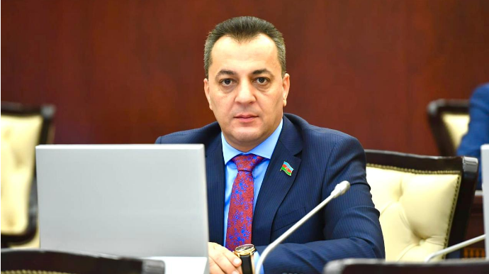 Deputat sürücüləri narahat edən pərdə-plyonka məsələsindən danışdı – DYP cərimə yazacaqmı?