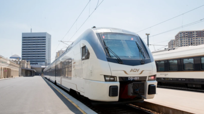 Sabahdan Gəncə-Qəbələ-Gəncə qatarı fəaliyyətə başlayır 