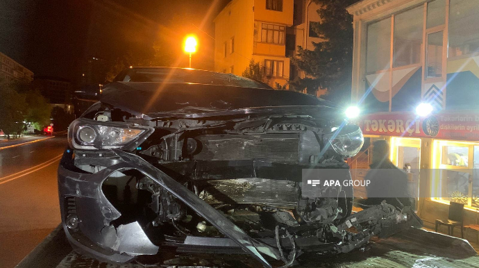Bakıda mobil telefon qəzaya səbəb oldu, bir nəfər…    - FOTO