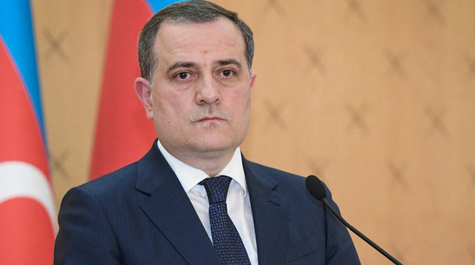 "Çətin vəziyyətə düşmüş xarici ölkə vətəndaşlarına köməyimizi əsirgəmirik" - Nazir 