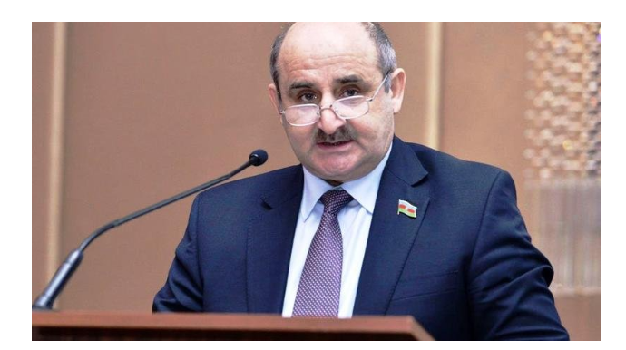 “Yolu bağlayan sürücülərin üzr istəməsi yetərli deyil” - Hüquqşünas 