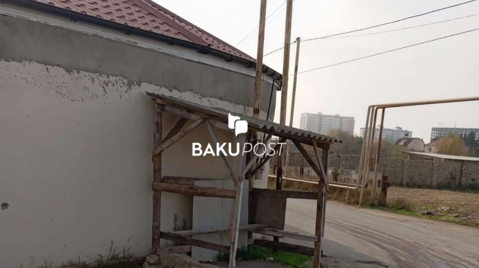 “Qurd dərəsi”nin quş damına bənzəyən dayanacaqları... - ŞİKAYƏT - FOTO