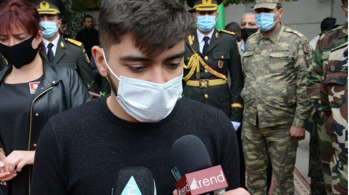 Dayım döyüşlərdə şücaəti ilə seçilib, mən də vətən üçün canımdan keçməyə hazıram - Şəhid Dmitri Solntsevin bacısı oğlu 