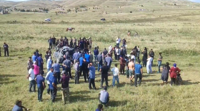 Üç nəfərin öldüyü qəza ilə bağlı TƏFƏRRÜAT - Bir ailənin üzvləridir 