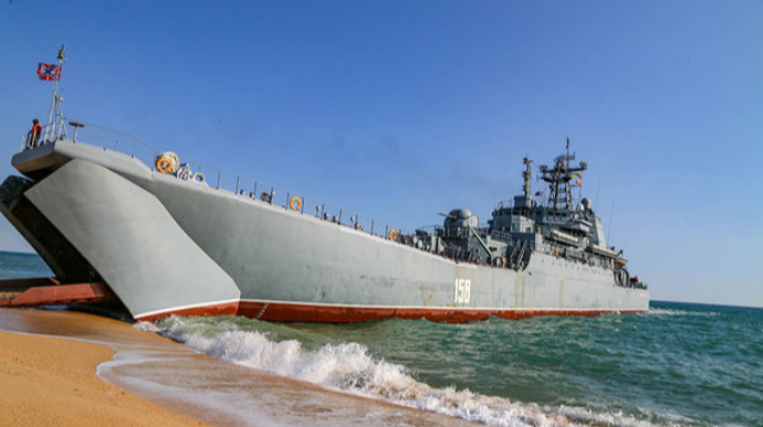 Ukraynada Rusiyanın ən böyük desant gəmilərindən birinin komandiri öldürüldü  - FOTO