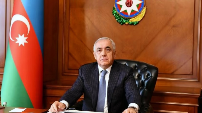 Əli Əsədov qərar imzaladı 