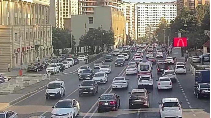 Bakının bu küçələrində sıxlıq var - SİYAHI