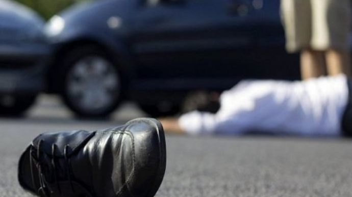 Sabirabadda yol qəzasında xəsarət alan piyada Bakıya göndərilib