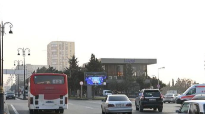 Cibə girməyən avtobuslar və yanlış düşüncəli piyadalar: Bakı standartlara niyə sığmır? - FOTO 