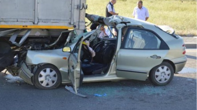 “Shacman” “Nissan”la toqquşdu - Ölən var 