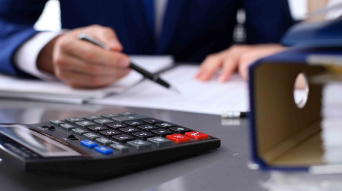 Vergi orqanlarında işləmək istəyənlər imtahan verdilər 