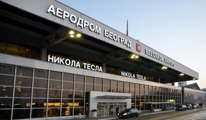 Belqrad Beynəlxalq Aeroportu təxliyə edilib - Bomba axtarılır
