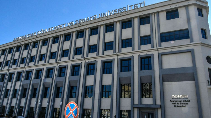 Tıxaca görə dərsə gecikən tələbələrə güzəşt olacaq 