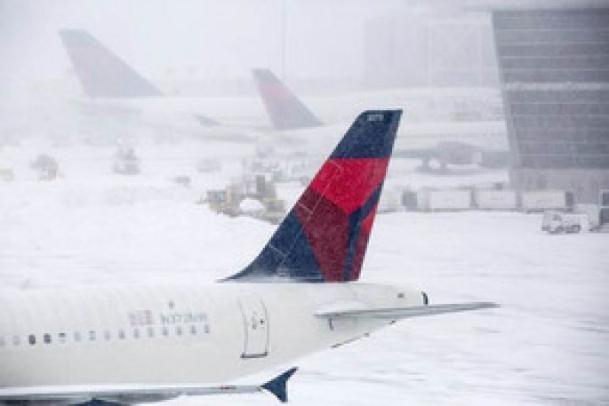 ABŞ-da qar səbəbindən 1,2 mindən çox aviareys ləğv olunub