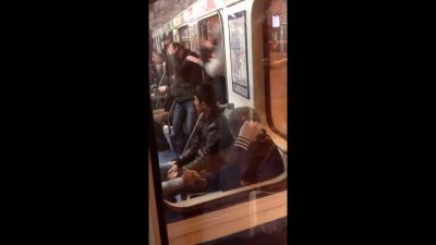 Metroda basqın - VİDEO