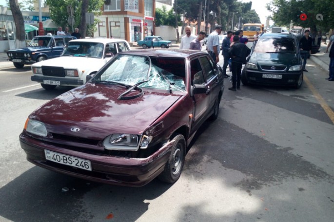 Xaçmazda piyadanı maşın vurub - FOTO