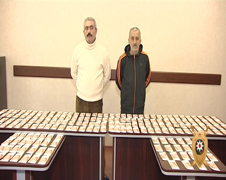 Polisdən ƏMƏLİYYAT: Orijinaldan seçilməyən 1 milyon saxta pul aşkarlandı - FOTO