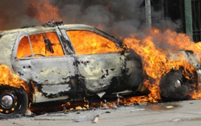 Bakıda “Tofaş” yandı