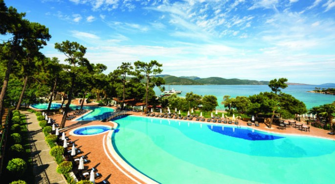 Egey dənizi sahillərində CƏNNƏT