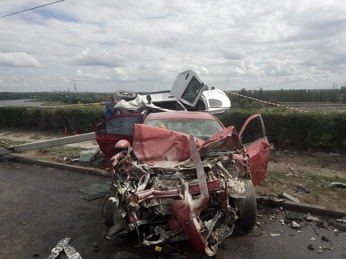 2 nəfərin ölümü, 5 nəfərin də yaralanması ilə baş verən dəhşətli qəzanın  VİDEOları