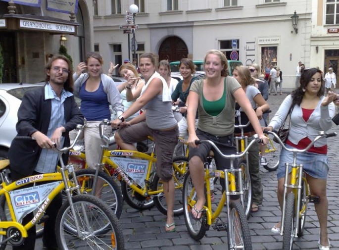 Macarıstanda velosiped yolları çoxalacaq