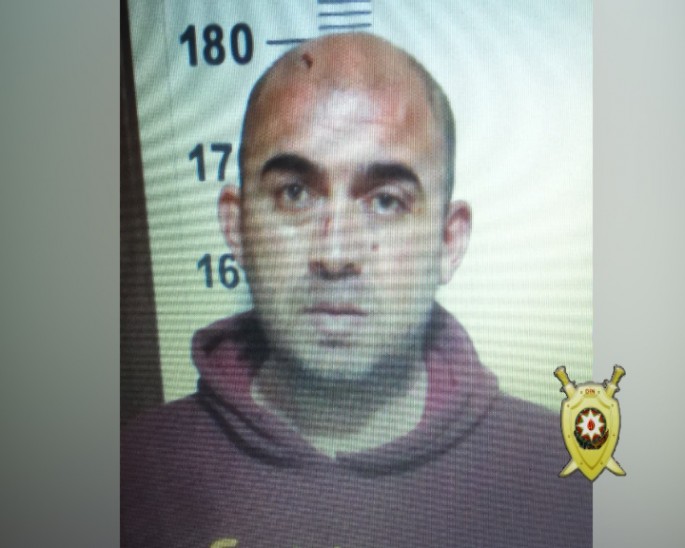 Bakıda qanunsuz silah gəzdirən şəxslər saxlanılıb - FOTO