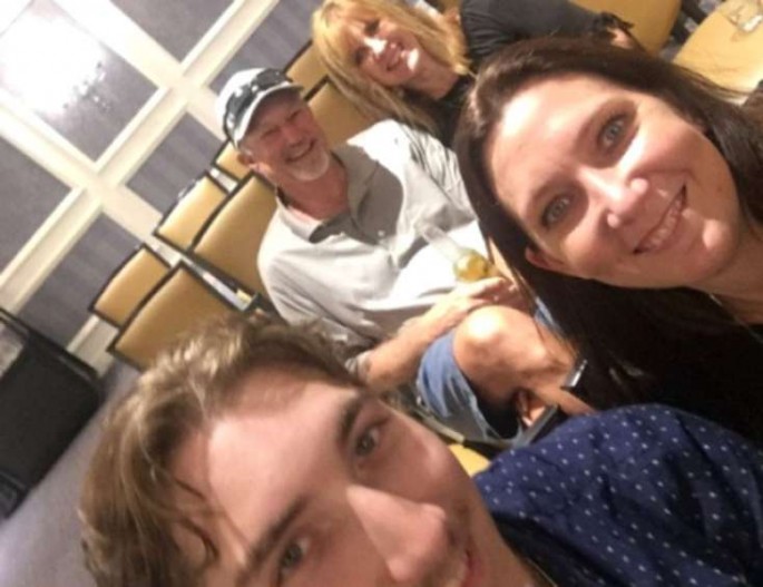 99 illik həbs cəzasından çəkdiyi FOTOilə qurtuldu