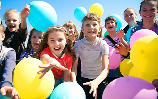 Bu gün Ümumdünya Uşaqlar Günüdür