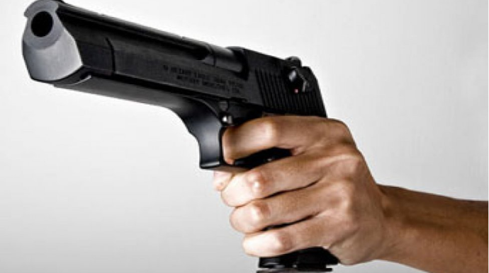 Bakıda silahlı şəxs saxlanıldı