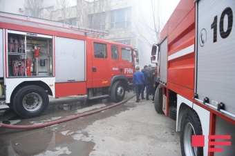 Bakıda yük maşını yandı: sürücü yaralandı