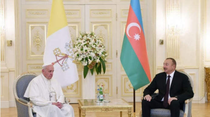 Azərbaycan Prezidenti Roma Papasını təbrik edib