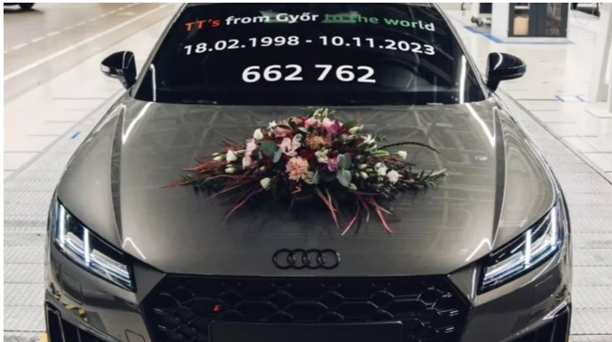 "Audi" məşhur modeli istehsaldan çıxardı  - FOTO