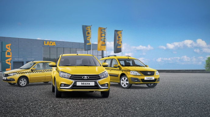 Rusiya hökuməti taksi məsələsində geriyə addım atdı  - FOTO