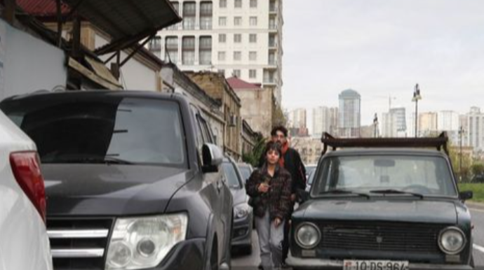 В Баку неизвестные зарезали таксиста