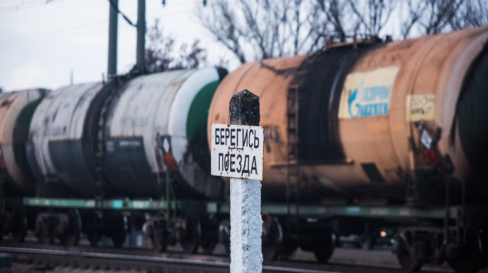 Qatar yük maşını ilə toqquşub, 1 nəfər ölüb 